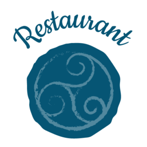 fond crepe et triskell du logo avec titre restaurant